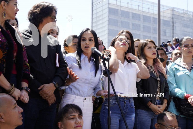 RP-UNES-ASAMBLEA-EXTERIORES-MUERTE-CRUZADA-ñ