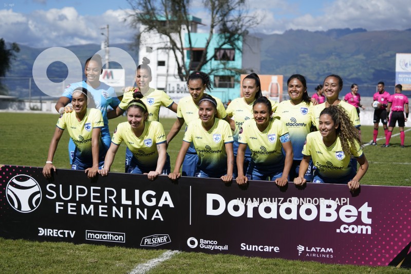 FBL-SLF-ESPUCE-MACARA