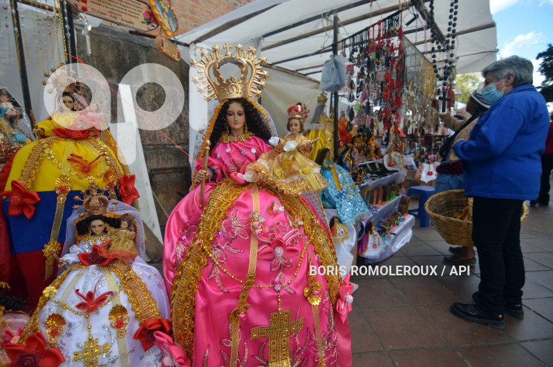 CUENCA-VIRGEN DEL CISNE-CATEDRAL LA INMACULADA