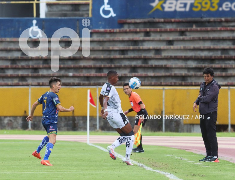 FBL-LIGAPRO-CUMBAYA-DELFIN