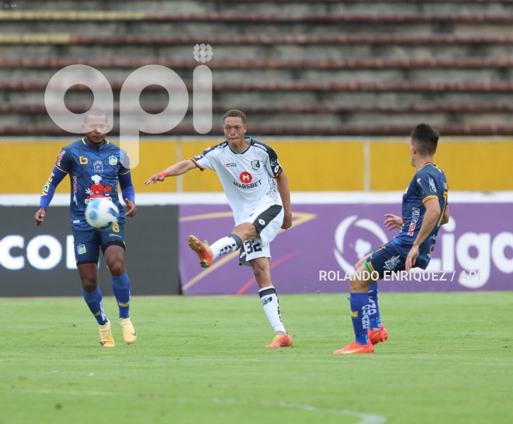 FBL-LIGAPRO-CUMBAYA-DELFIN