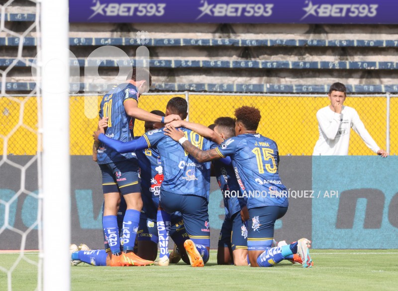 FBL-LIGAPRO-CUMBAYA-DELFIN