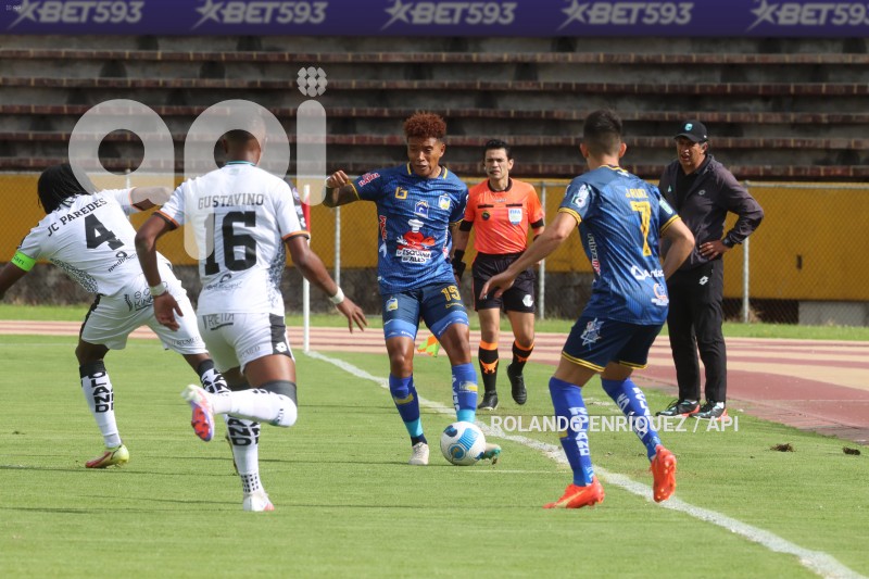 FBL-LIGAPRO-CUMBAYA-DELFIN