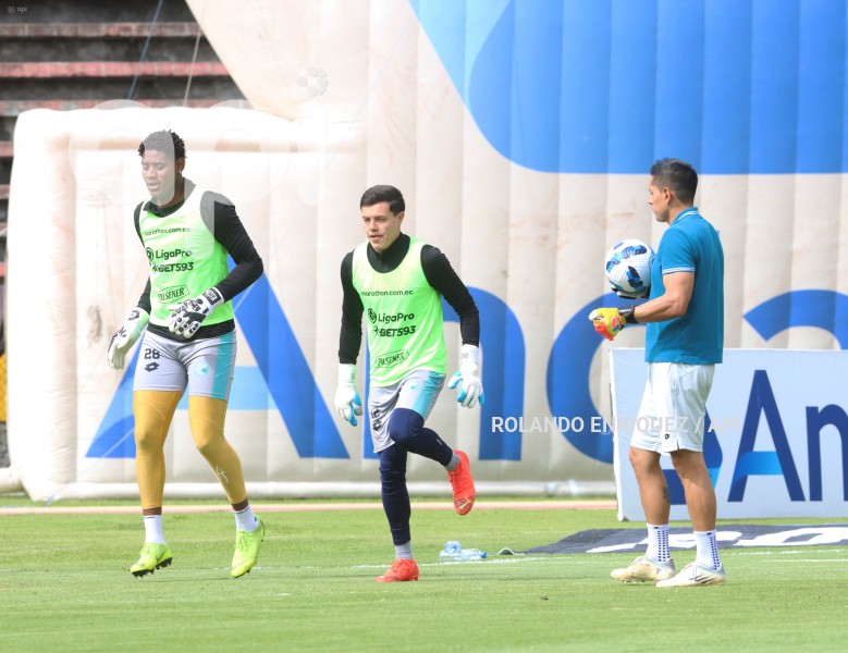 FBL-LIGAPRO-CUMBAYA-DELFIN
