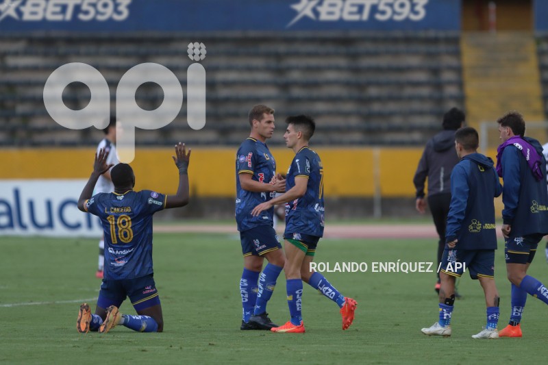 FBL-LIGAPRO-CUMBAYA-DELFIN