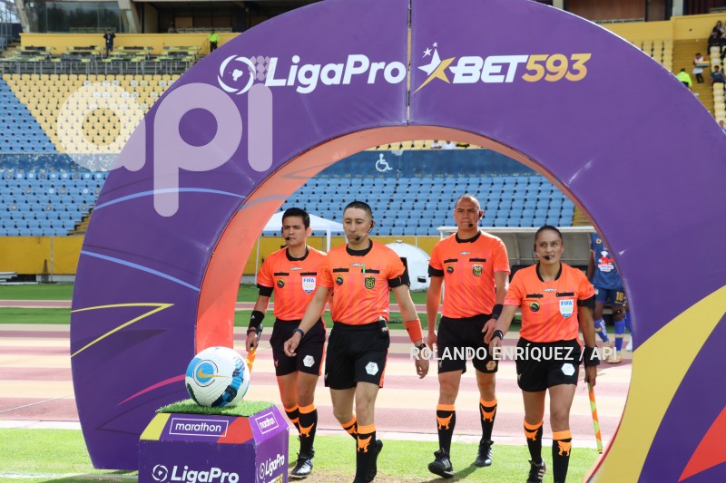 FBL-LIGAPRO-CUMBAYA-DELFIN