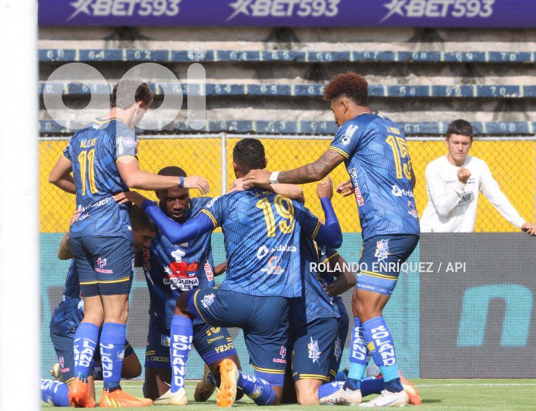 FBL-LIGAPRO-CUMBAYA-DELFIN