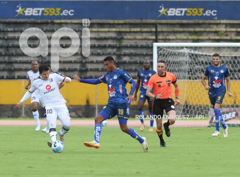 FBL-LIGAPRO-CUMBAYA-DELFIN