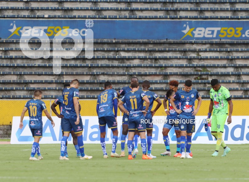 FBL-LIGAPRO-CUMBAYA-DELFIN