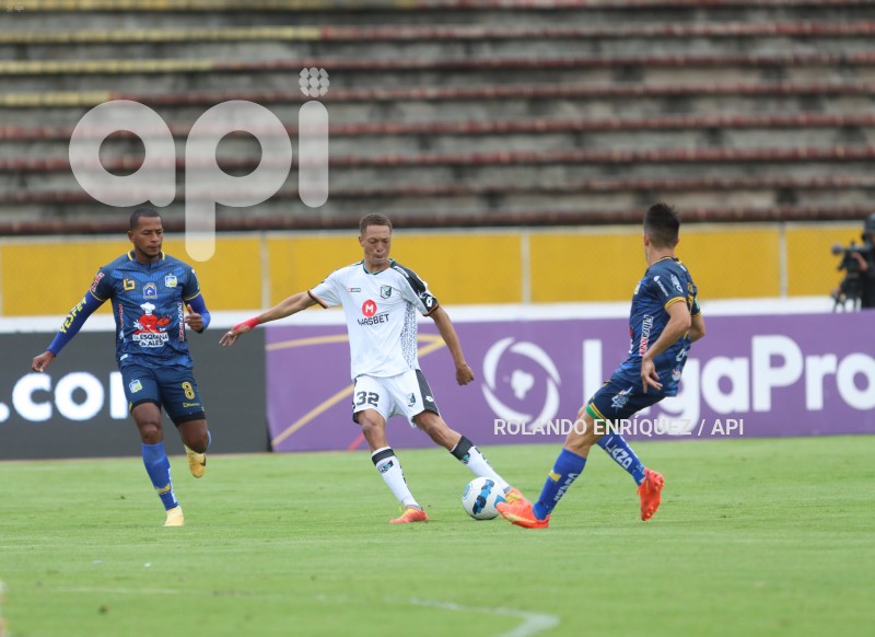FBL-LIGAPRO-CUMBAYA-DELFIN
