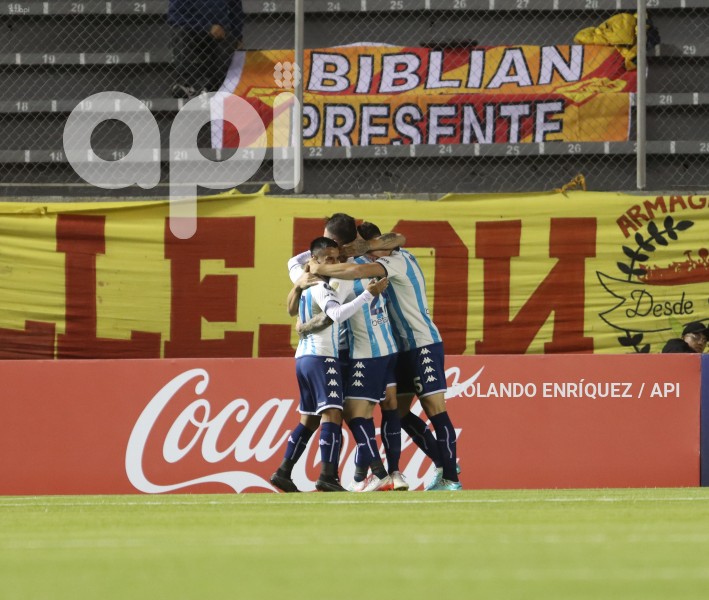FBL-LIBERTADORES-AUCAS-RACING