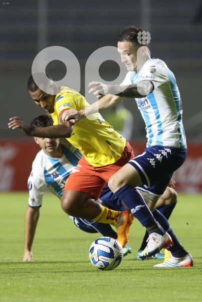 FBL-LIBERTADORES-AUCAS-RACING