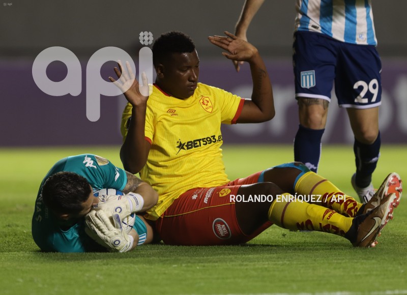 FBL-LIBERTADORES-AUCAS-RACING