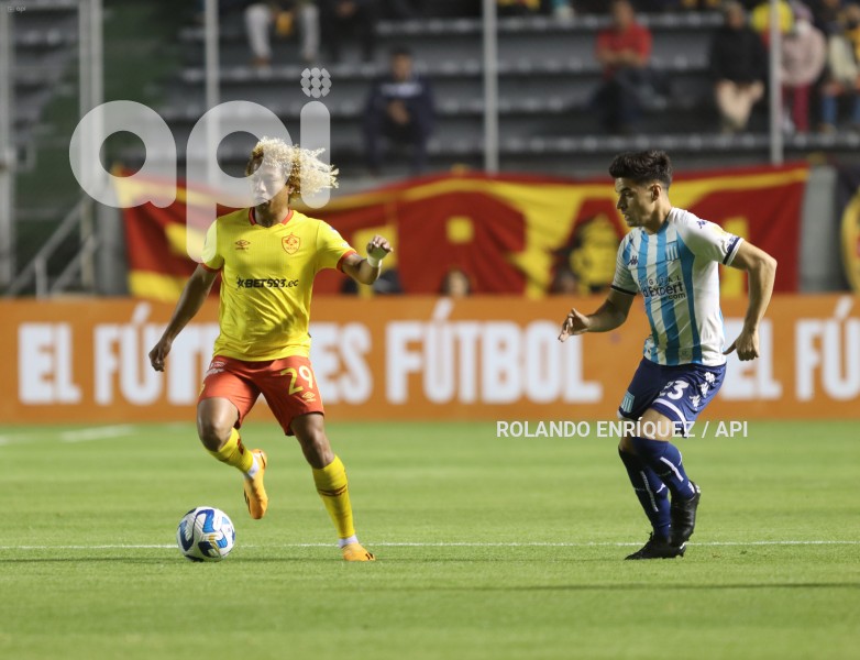 FBL-LIBERTADORES-AUCAS-RACING