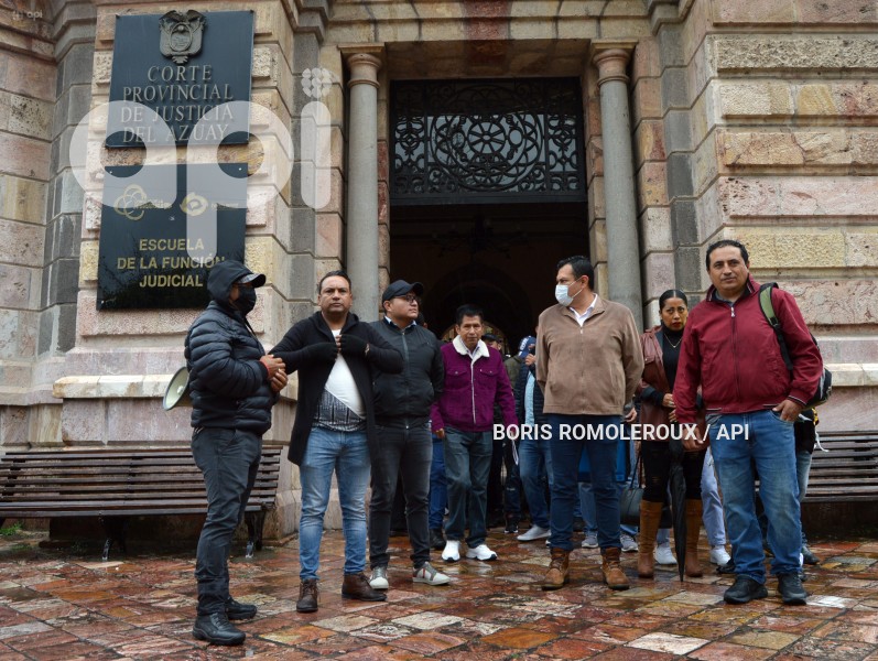 CUENCA-AGENTES DE TRANSITO EMOV-PAGOS