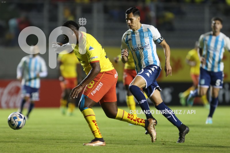 FBL-LIBERTADORES-AUCAS-RACING