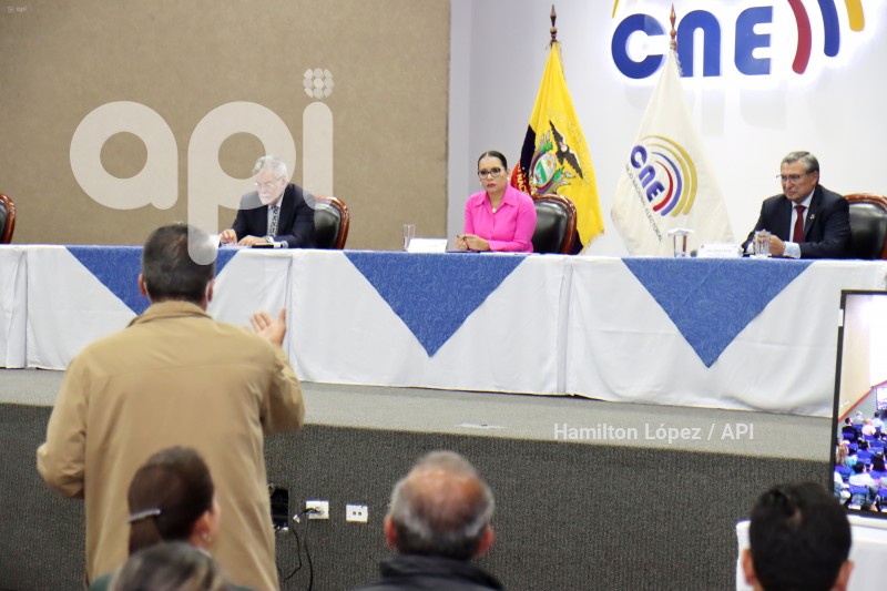 UIO-CNE-CONVOCATORIA-ELECCIONES