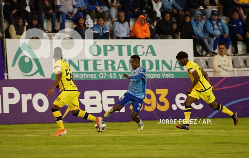 FBL-LIGA-PRO-BET593-SERIE-B-MACARA-VARGAS-TORRES-
