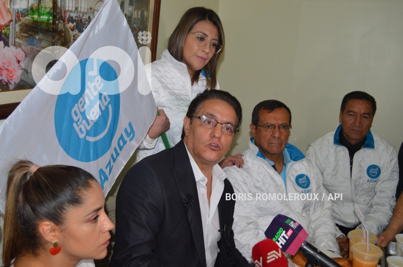 CUENCA-FERNANDO VILLAVICENCIO-CANDIDATO PRESIDENCIA