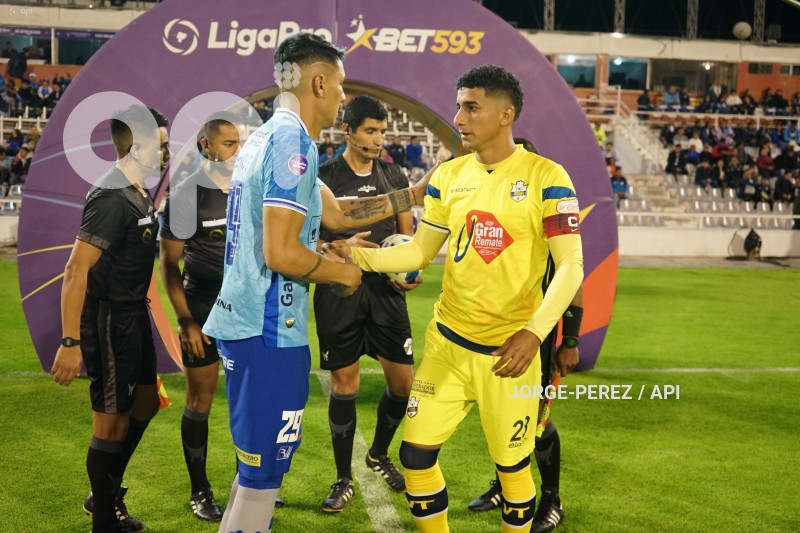 FBL-LIGA-PRO-BET593-SERIE-B-MACARA-VARGAS-TORRES-