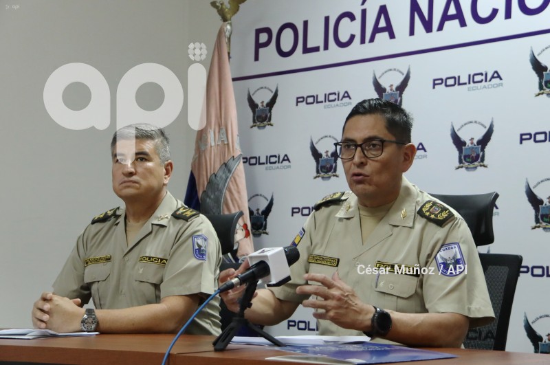 GYE-OPERATIVO FERIADO