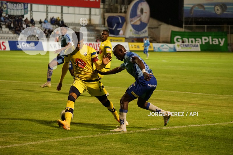 FBL-LIGA-PRO-BET593-SERIE-B-MACARA-VARGAS-TORRES-