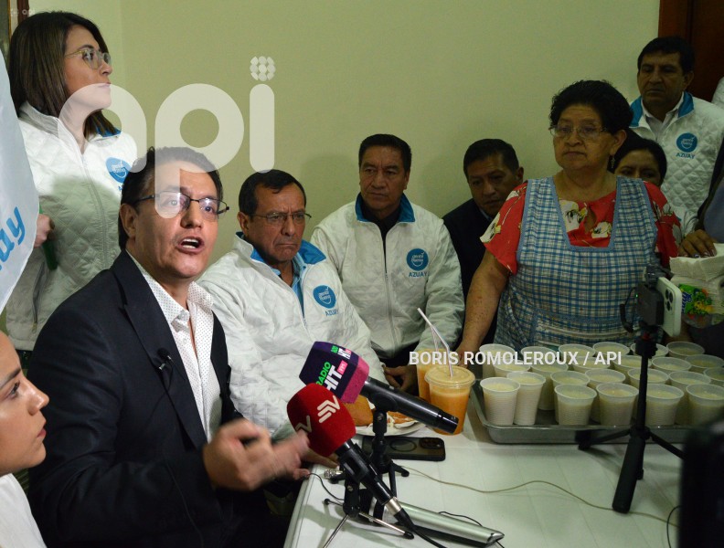 CUENCA-FERNANDO VILLAVICENCIO-CANDIDATO PRESIDENCIA