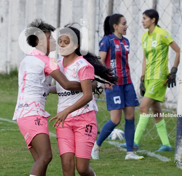 FBL-SUPERLIGAFEMENINA-QUITO-NANAS