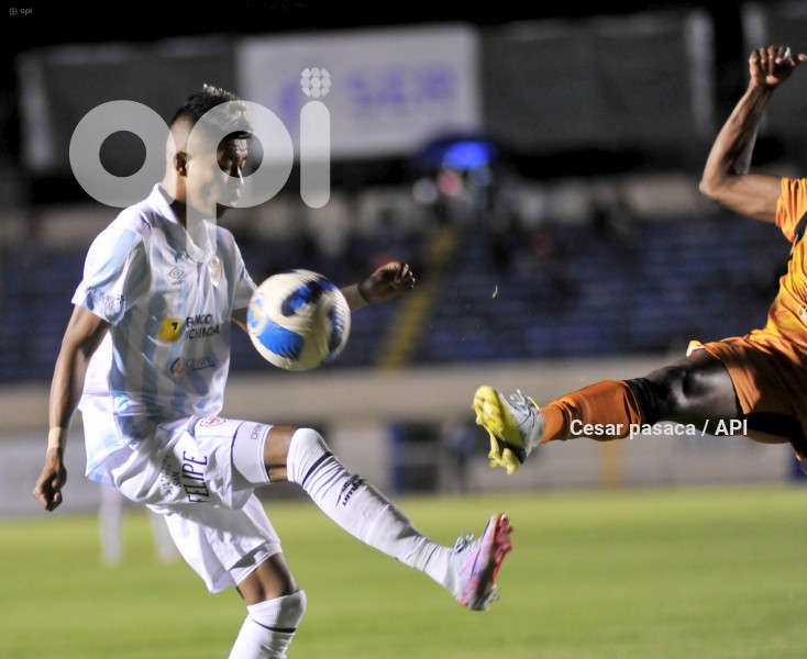 FBL-LIGAPRO-libertad-catolica