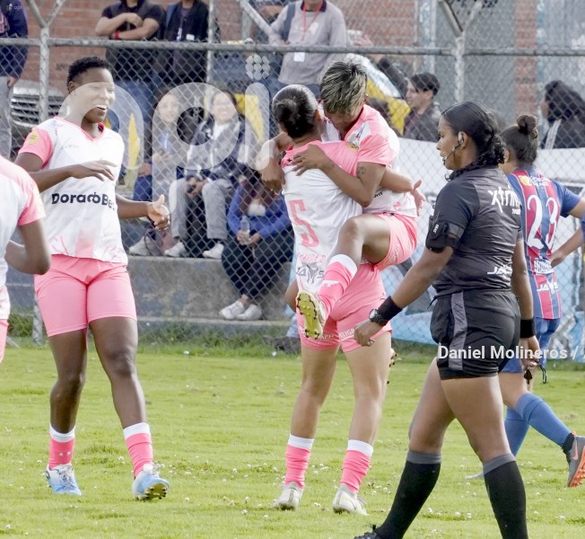 FBL-SUPERLIGAFEMENINA-QUITO-NANAS