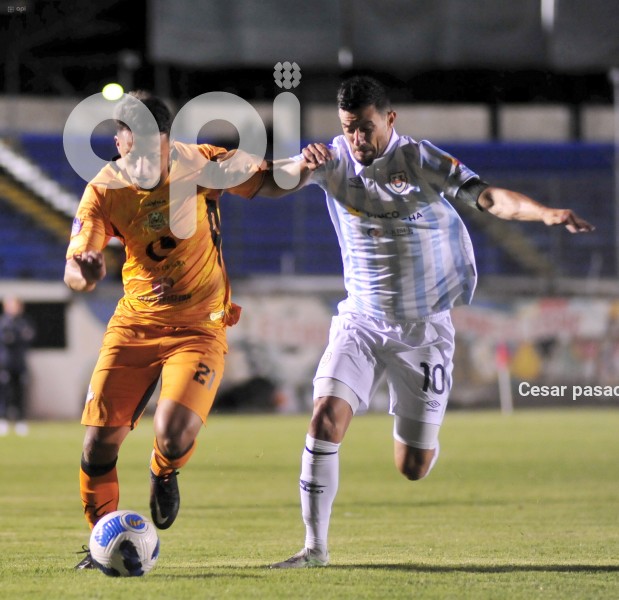 FBL-LIGAPRO-libertad-catolica