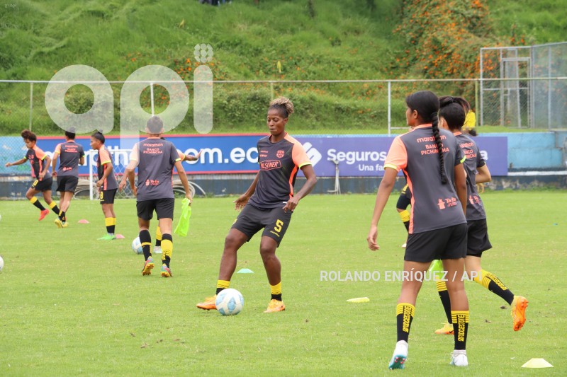 FBL-SUPERLIGA-FEMENINA-CATOLICA-BARCELONA