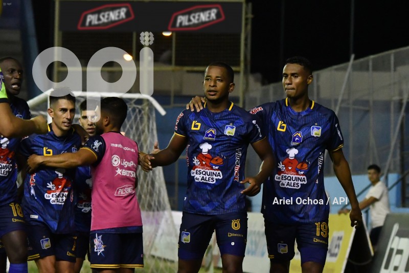 FBL-LIGAPRO-DELFIN-GUALACEO