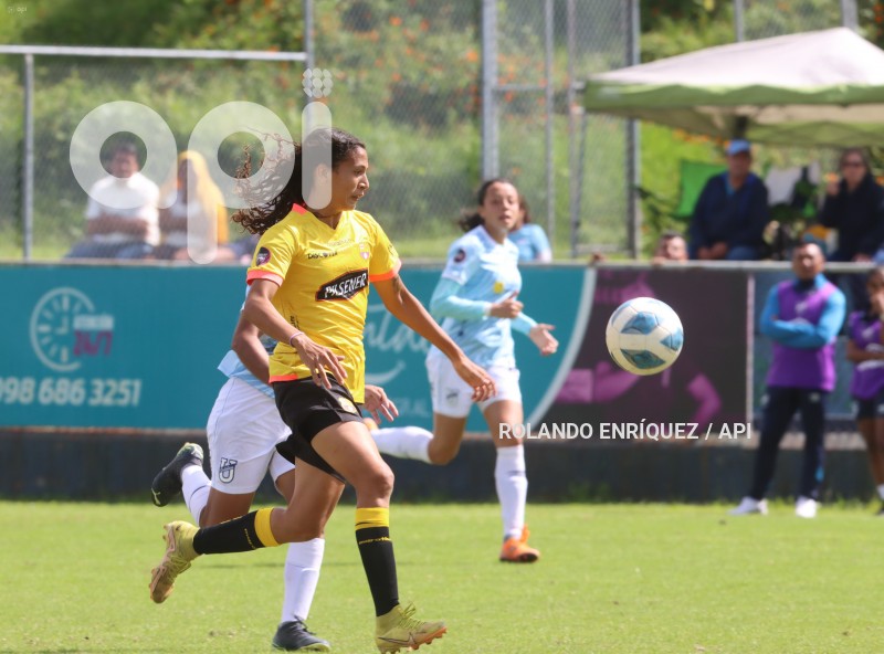 FBL-SUPERLIGA-FEMENINA-CATOLICA-BARCELONA