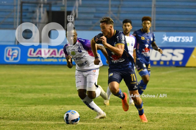 FBL-LIGAPRO-DELFIN-GUALACEO