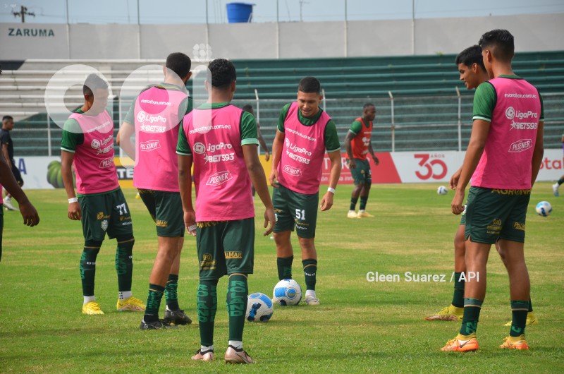 FBL-LIGAPRO-ORENSE-CUMBAYA