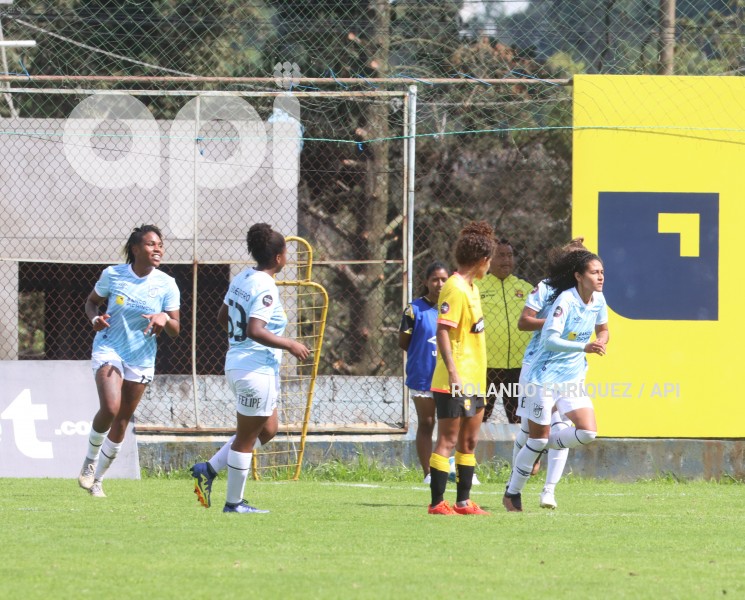 FBL-SUPERLIGA-FEMENINA-CATOLICA-BARCELONA