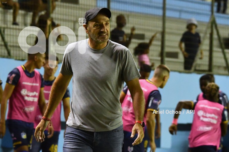 FBL-LIGAPRO-DELFIN-GUALACEO