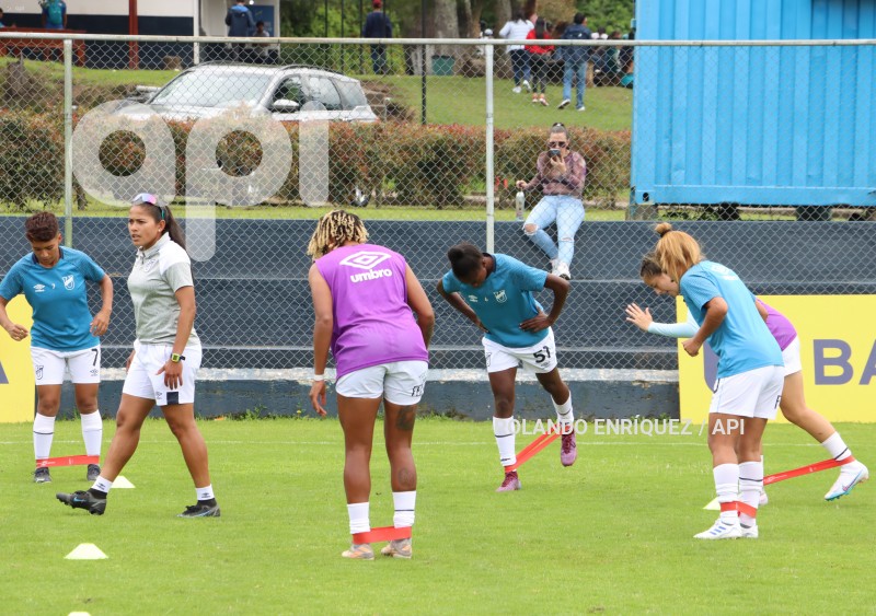 FBL-SUPERLIGA-FEMENINA-CATOLICA-BARCELONA