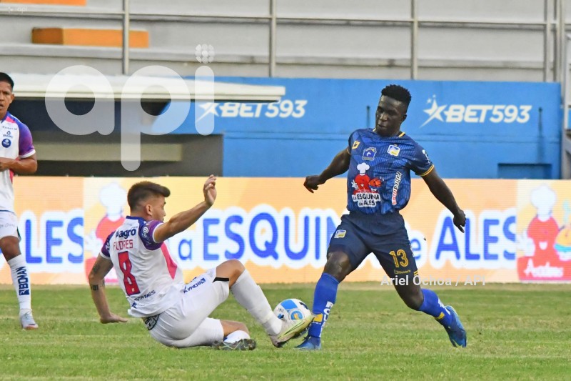 FBL-LIGAPRO-DELFIN-GUALACEO