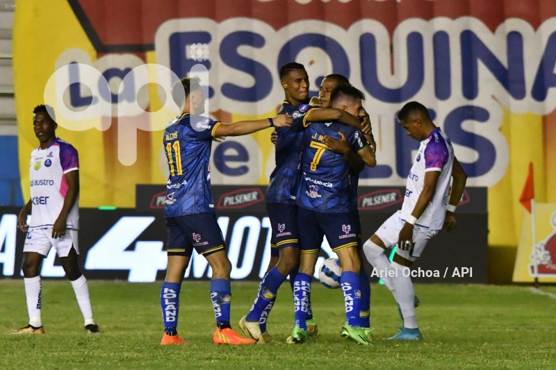 FBL-LIGAPRO-DELFIN-GUALACEO