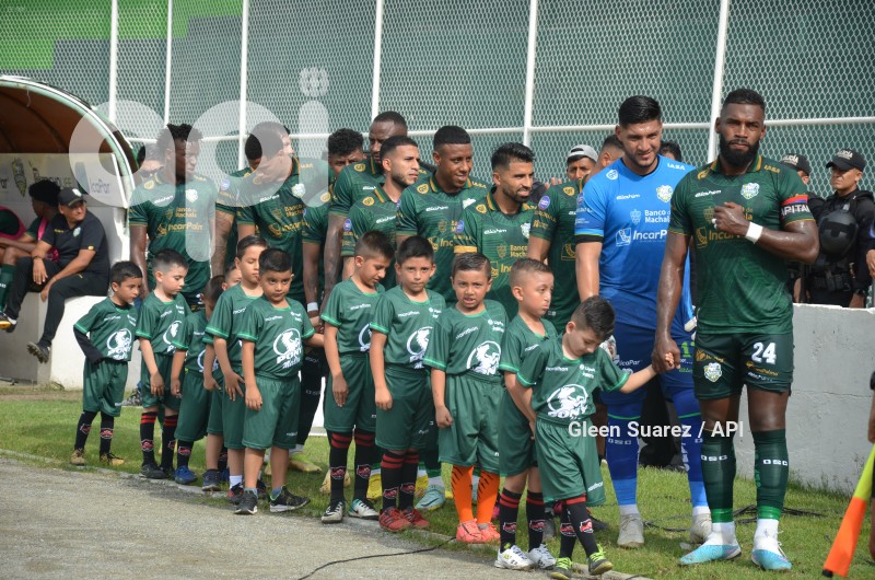 FBL-LIGAPRO-ORENSE-CUMBAYA