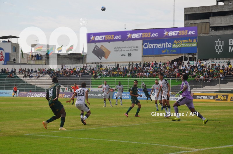 FBL-LIGAPRO-ORENSE-CUMBAYA