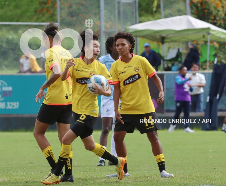 FBL-SUPERLIGA-FEMENINA-CATOLICA-BARCELONA