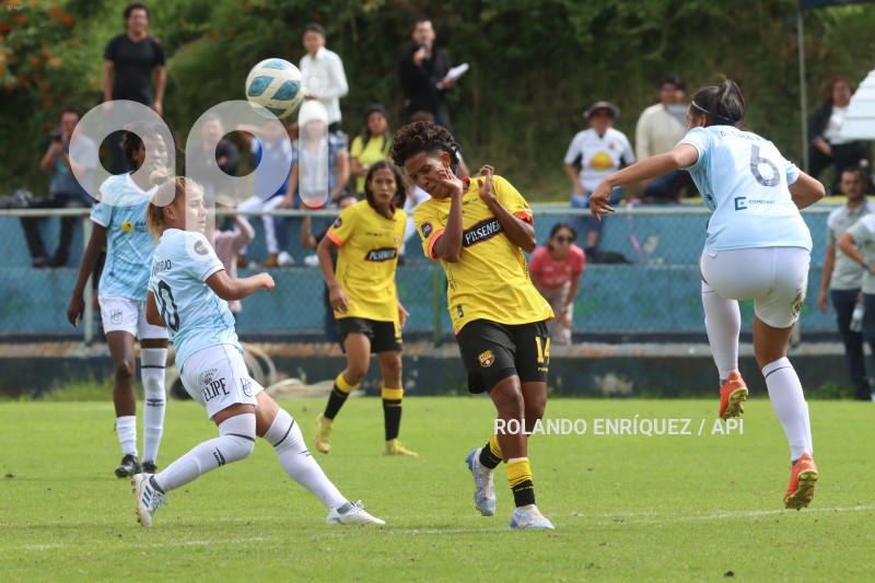 FBL-SUPERLIGA-FEMENINA-CATOLICA-BARCELONA