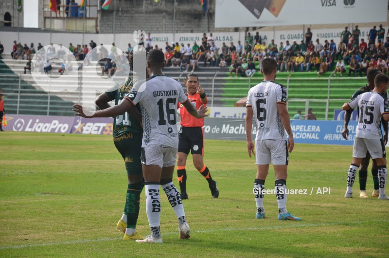 FBL-LIGAPRO-ORENSE-CUMBAYA