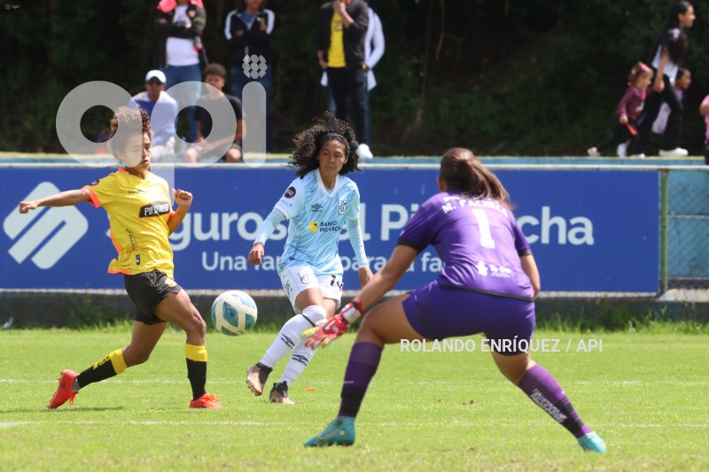FBL-SUPERLIGA-FEMENINA-CATOLICA-BARCELONA