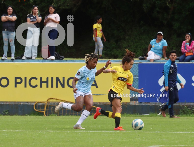 FBL-SUPERLIGA-FEMENINA-CATOLICA-BARCELONA