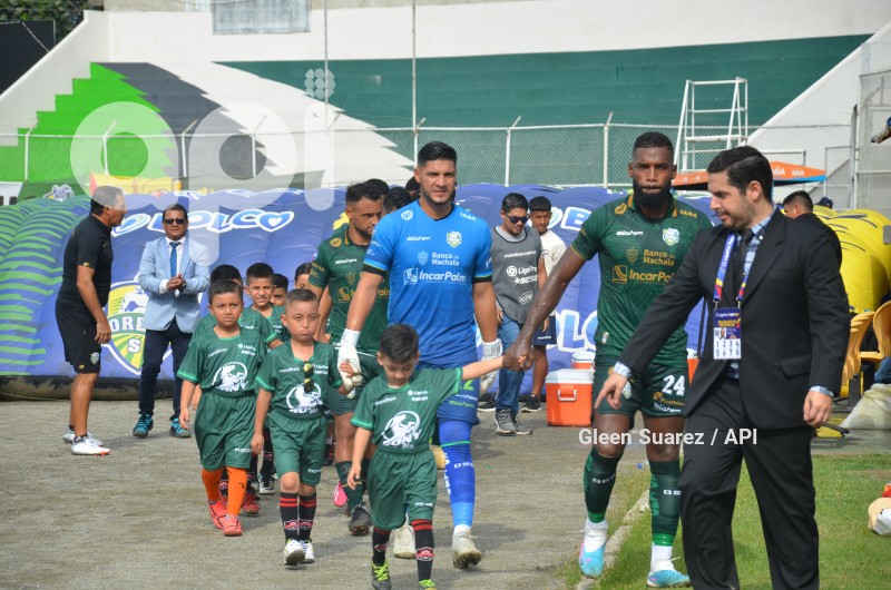 FBL-LIGAPRO-ORENSE-CUMBAYA