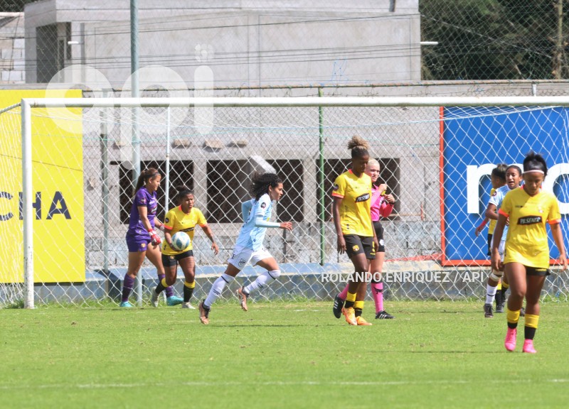 FBL-SUPERLIGA-FEMENINA-CATOLICA-BARCELONA